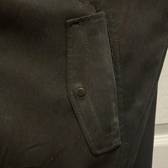Aritzia Babaton Trench Coat NWOT - Picture 5 of 7
